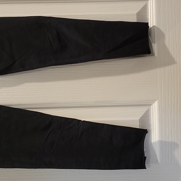 ARITIZA TNA Pants EUC, Size SM. - Picture 3 of 8